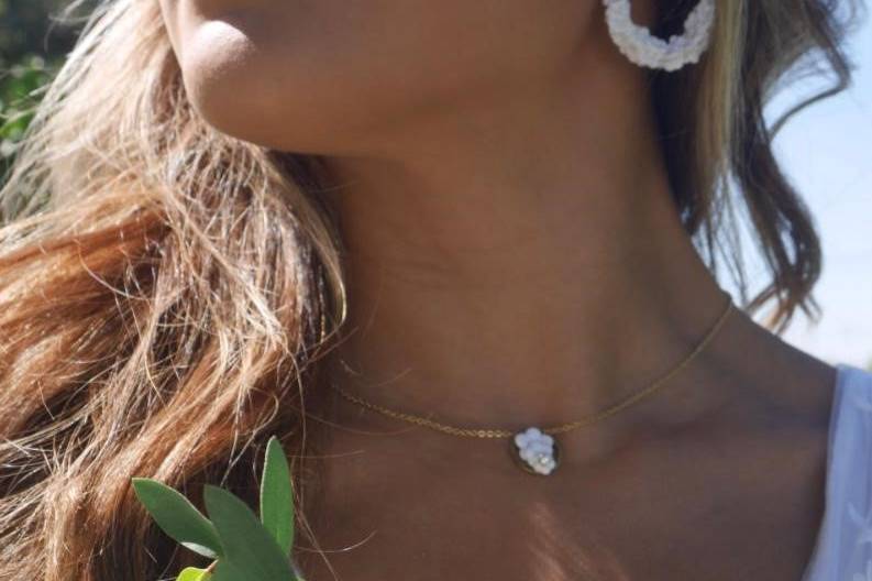 Colar e brincos porcelana