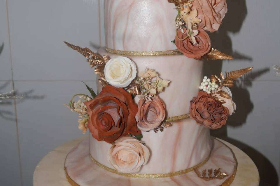 Bolo de casamento floral