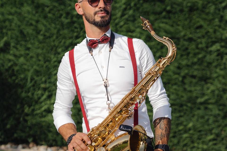 Live Sax