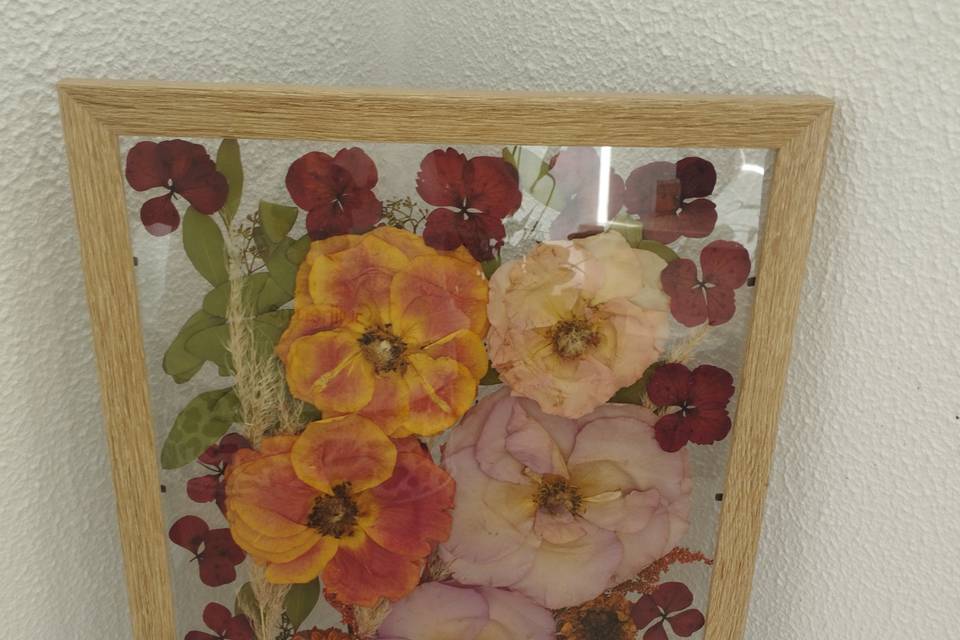 Quadro prensado 30x40.