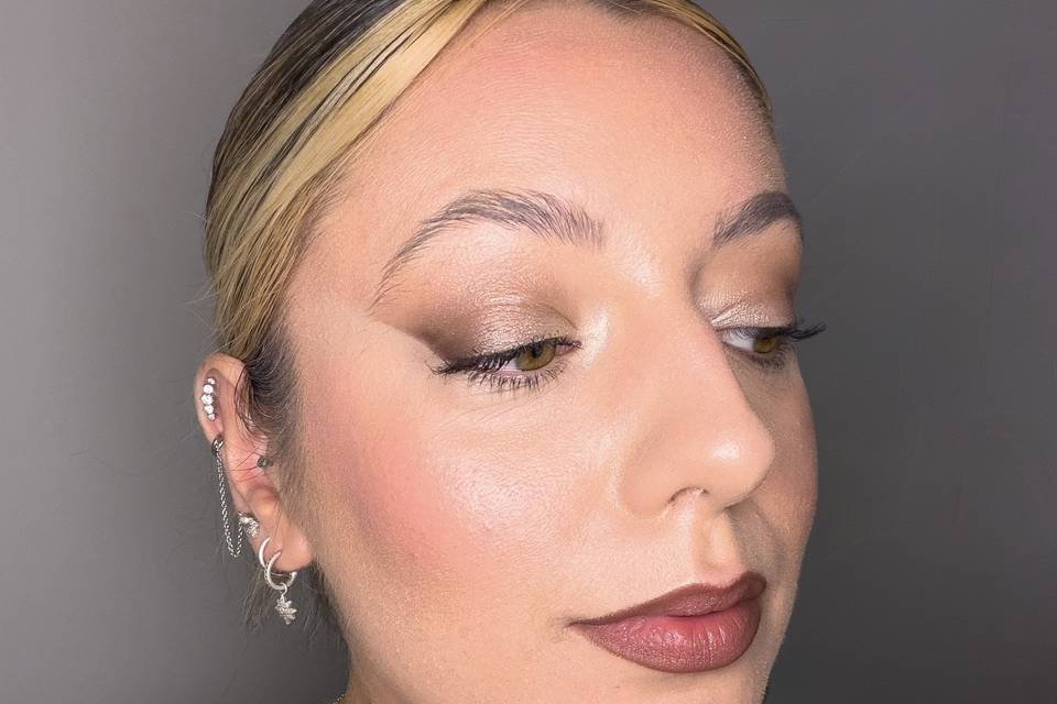 Full Glam