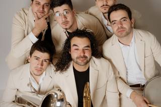Monção Brass