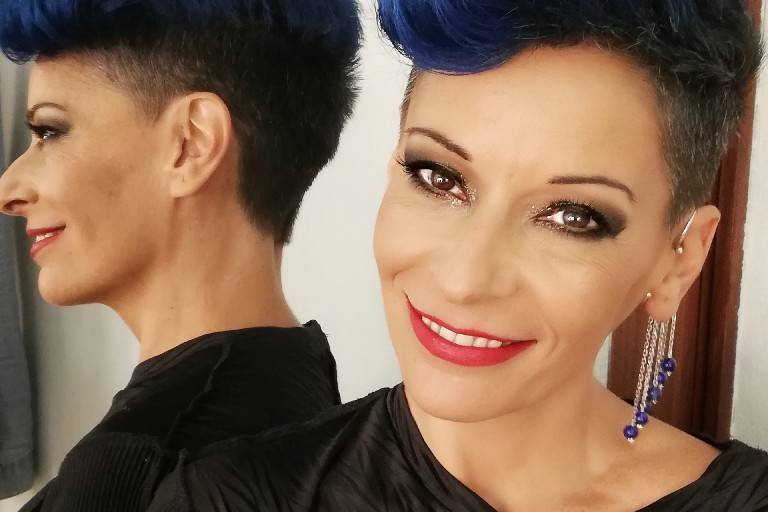Dora Garcez - Makeup artist