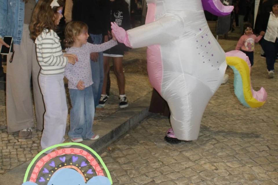 Mascote unicórnio