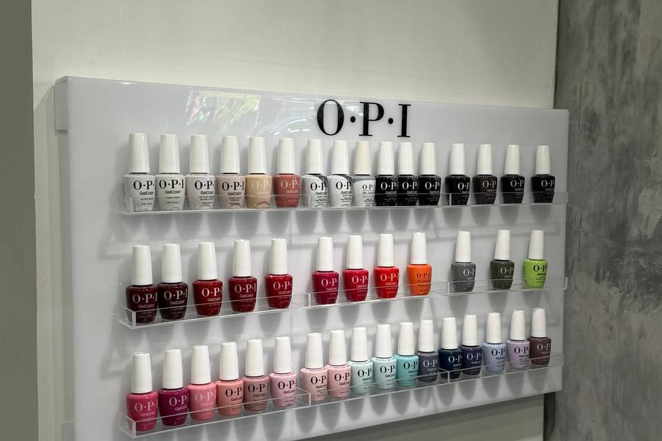 Opi para a sua manicure