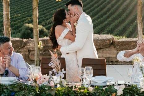 Decoração da mesa dos noivos