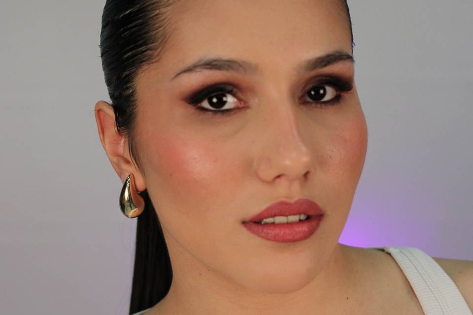 Larapiresmakeups