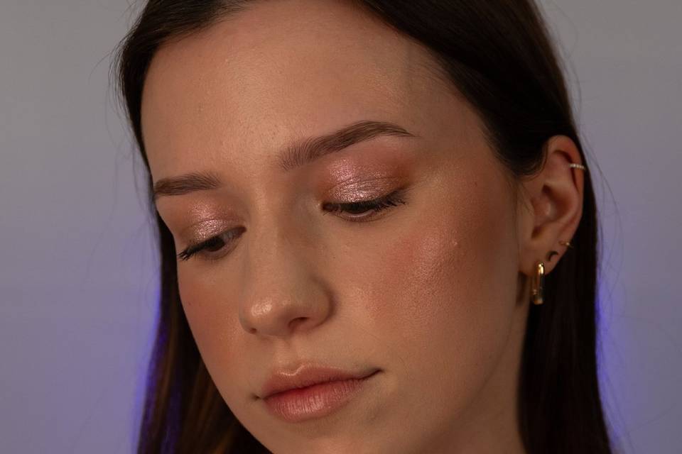 Larapiresmakeups