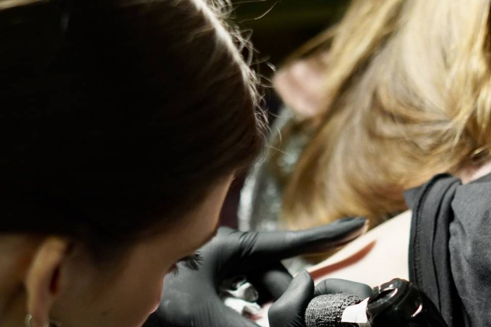 Diana Machado, a tatuadora