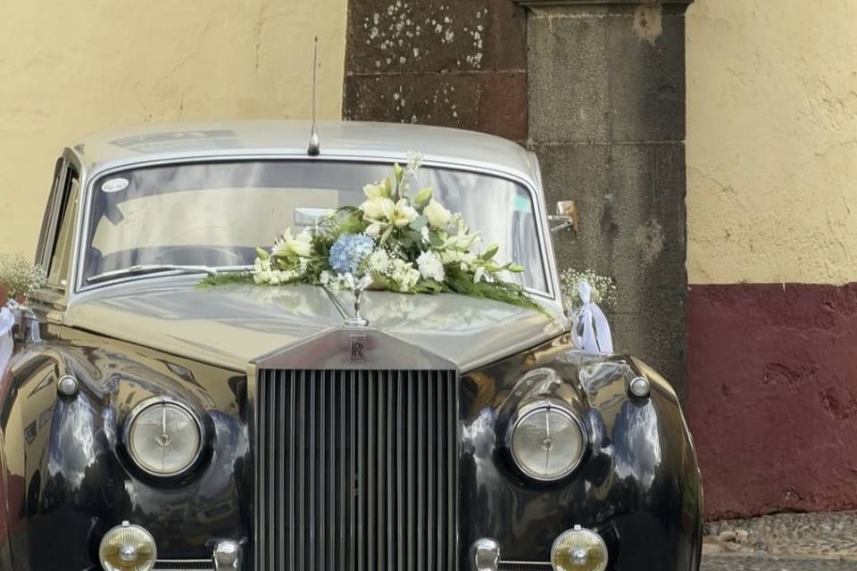Decoracao do carro dos Noivos