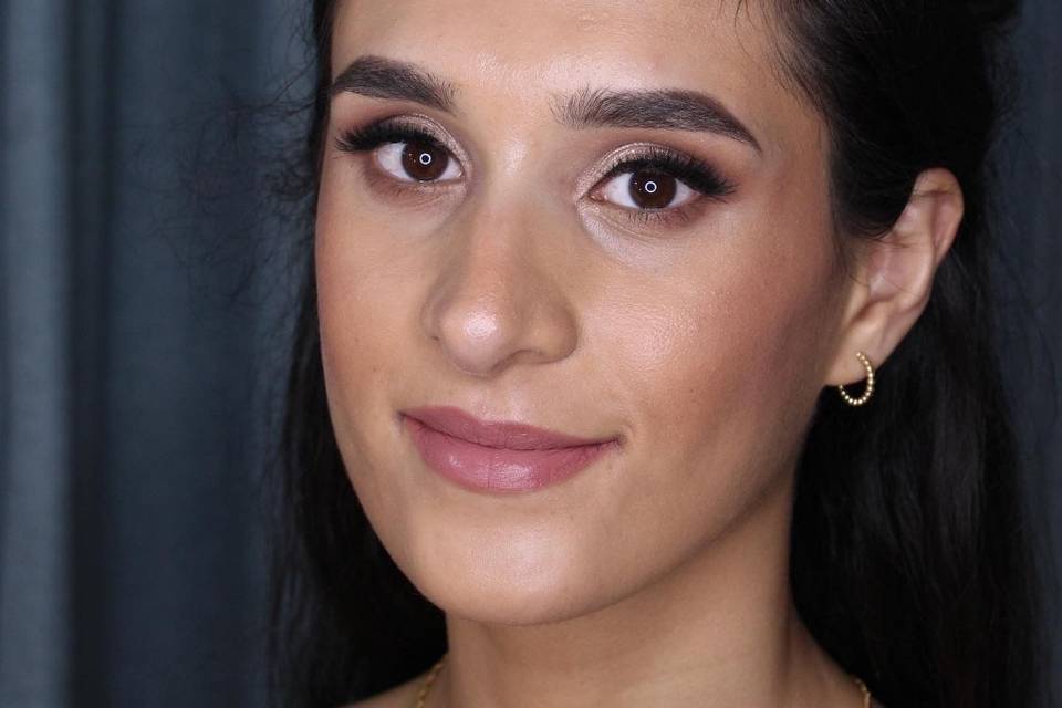Marisa Reis - Makeup Artist
