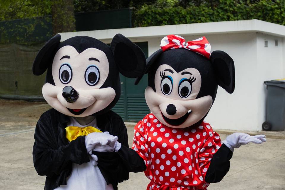 Dupla de Mascotes