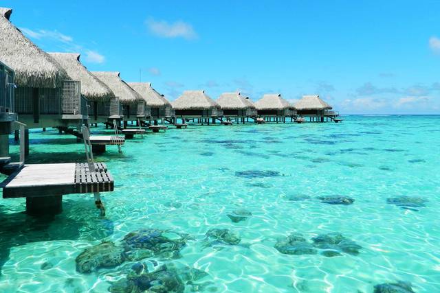 Mar azul que aquece os coraçõe