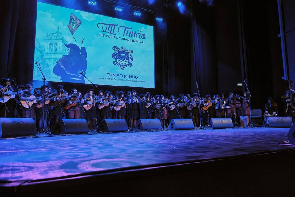 VIII Tunão - Espetáculo