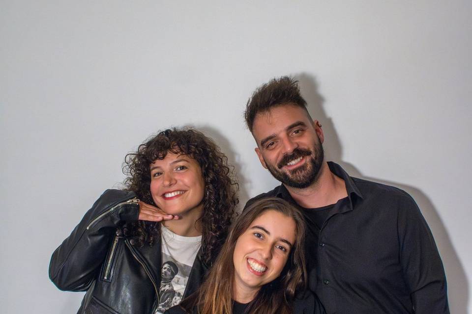 Trio 2 - guitarra, voz e cajon