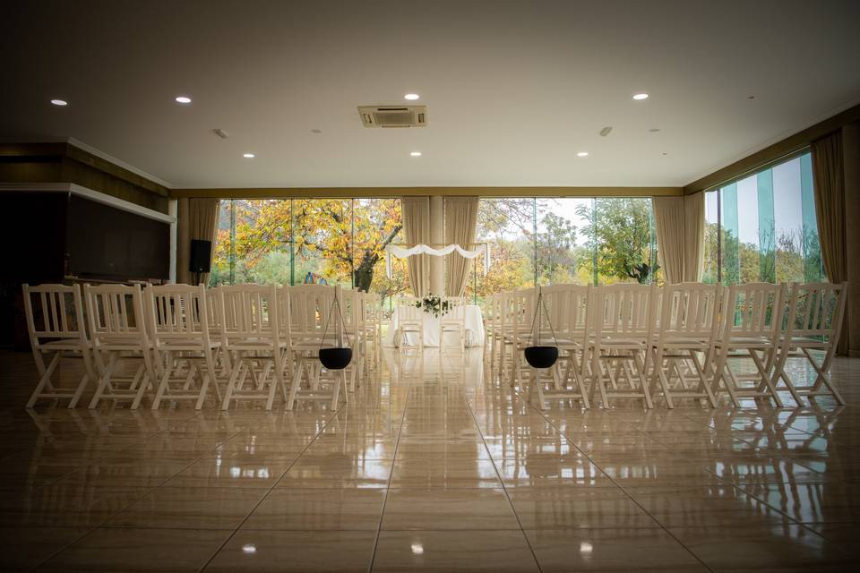 Casamento em espaço interior