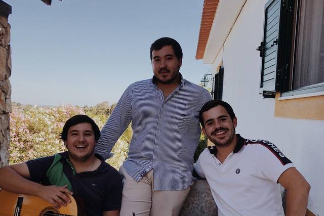 Solo Así