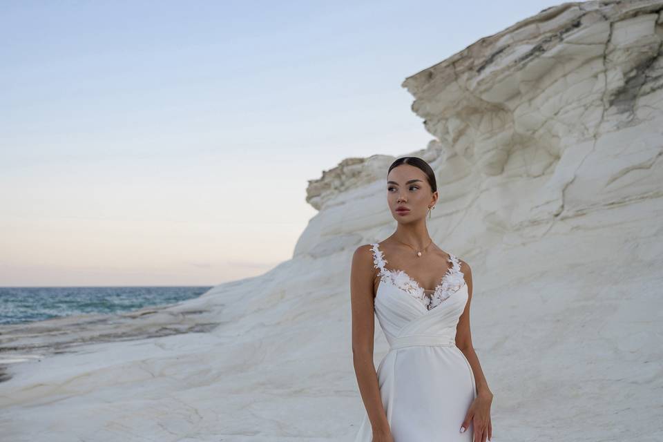 Icon Bride - Hecate
