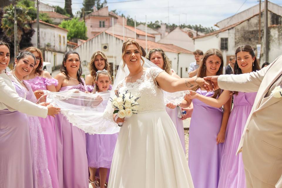 Marido vs Damas de Honor