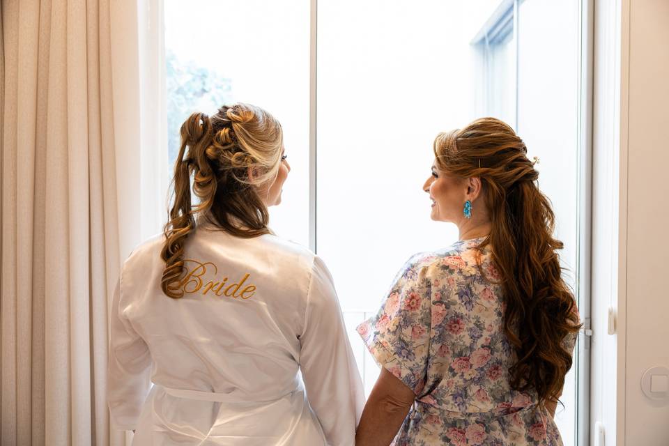 Noiva Camila e sua mãe