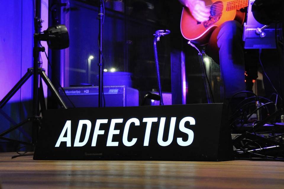Adfectus
