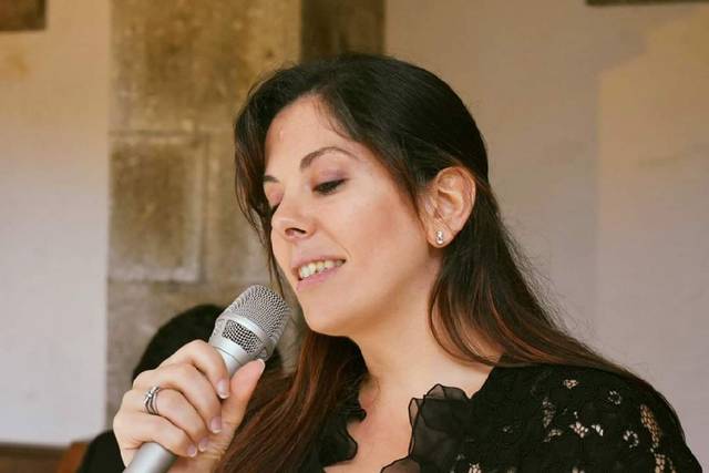 Raquel Couto - Soprano