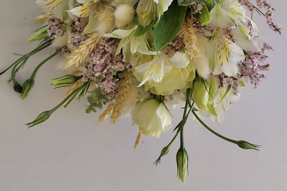 Bouquet mistura fresca e seca
