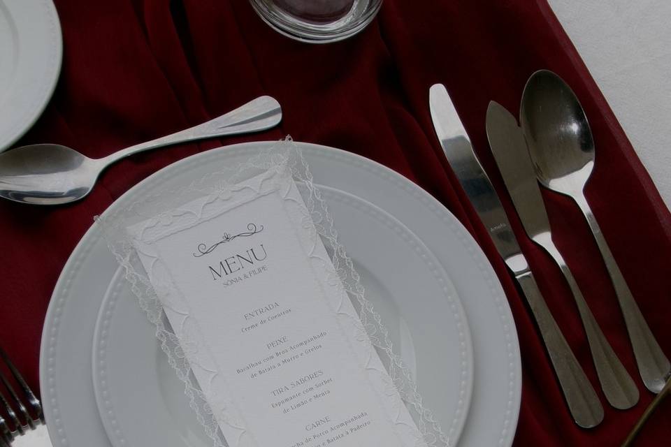 Menu Elegante de Renda