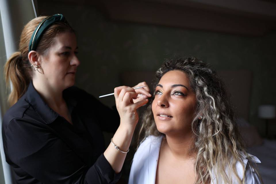 Ângela Ramos - Make-up artist