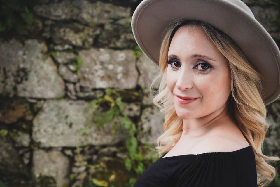 Ângela Ramos - Make-up artist