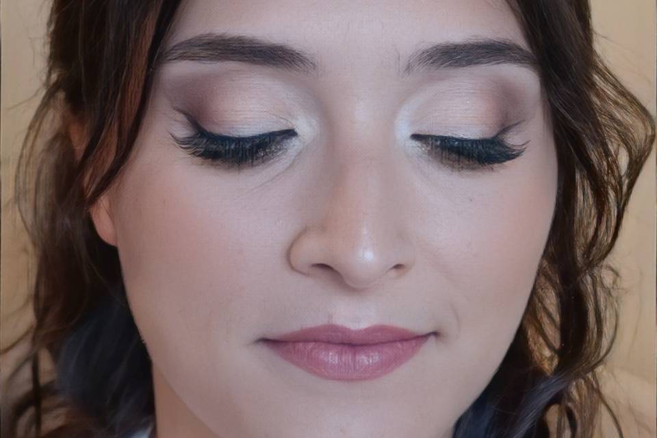 Ângela Ramos - Make-up artist