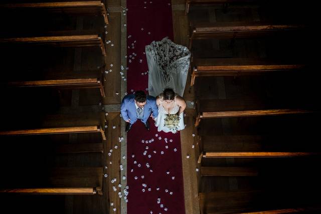 Cerimónia romântica na igreja