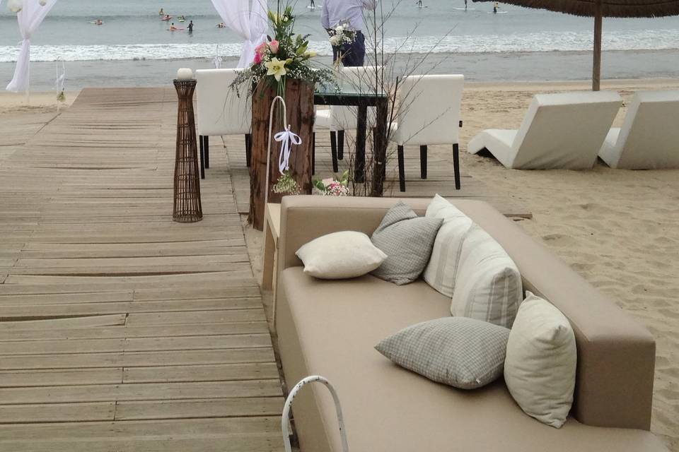 Moment Sweet Events
