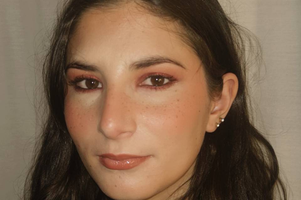 Maquilhagem por Matilde Canhão