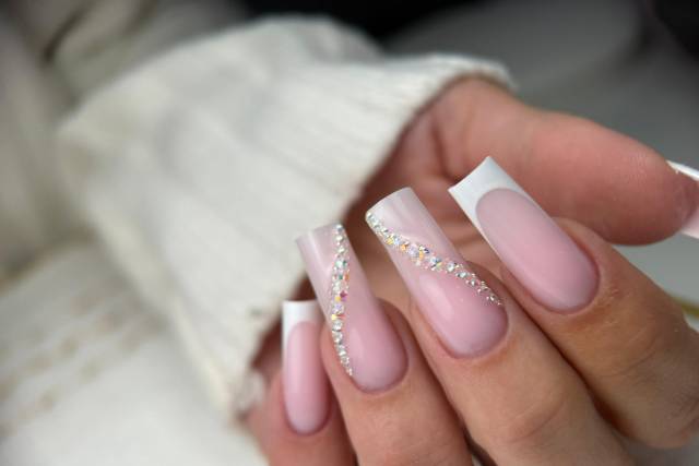 Estudio Bellevue Cristiana Catarro