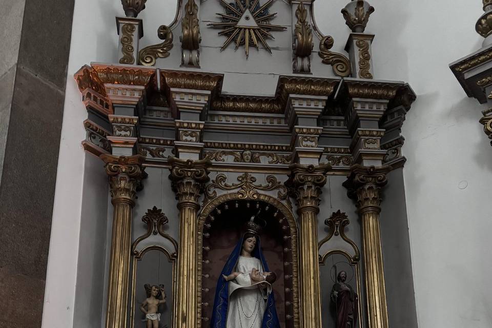 Altar igreja