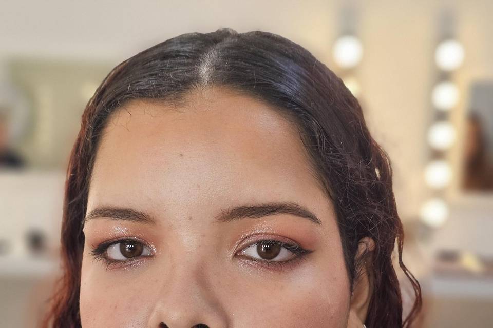 Maquilhagem de noiva romântica