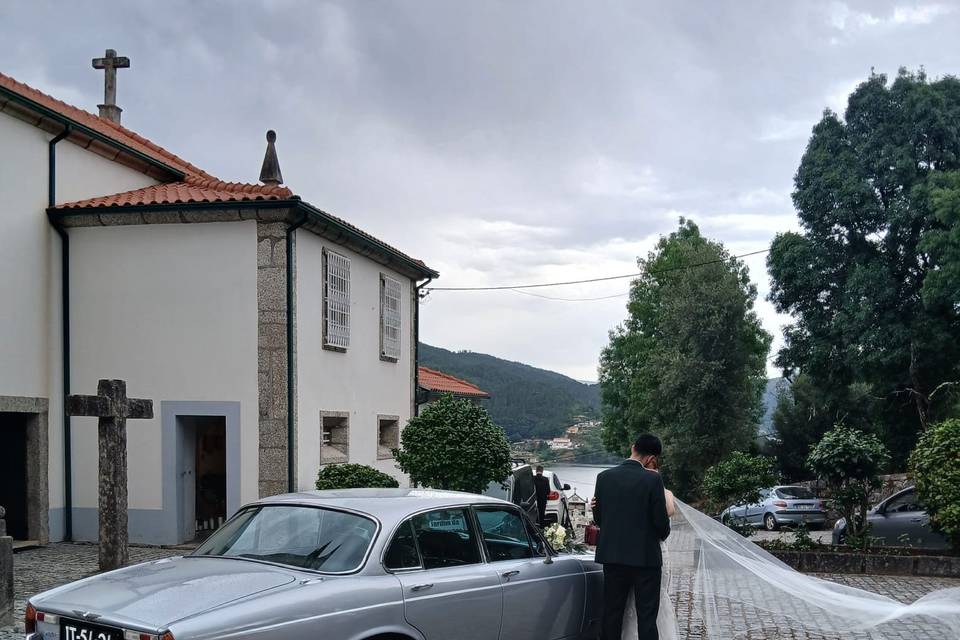 Jaguar XJ6 - 3