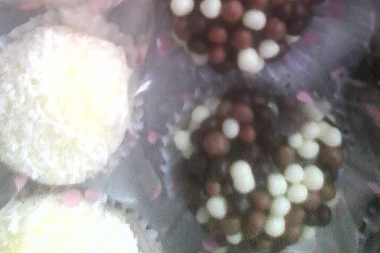 Brigadeiros trufas bombons