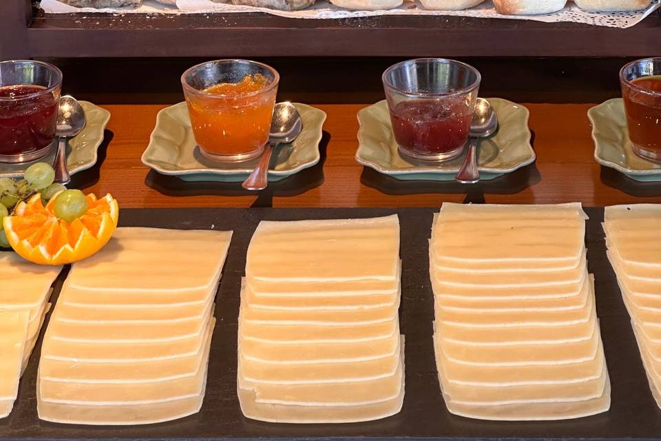 Pequeno-Almoço Olyva