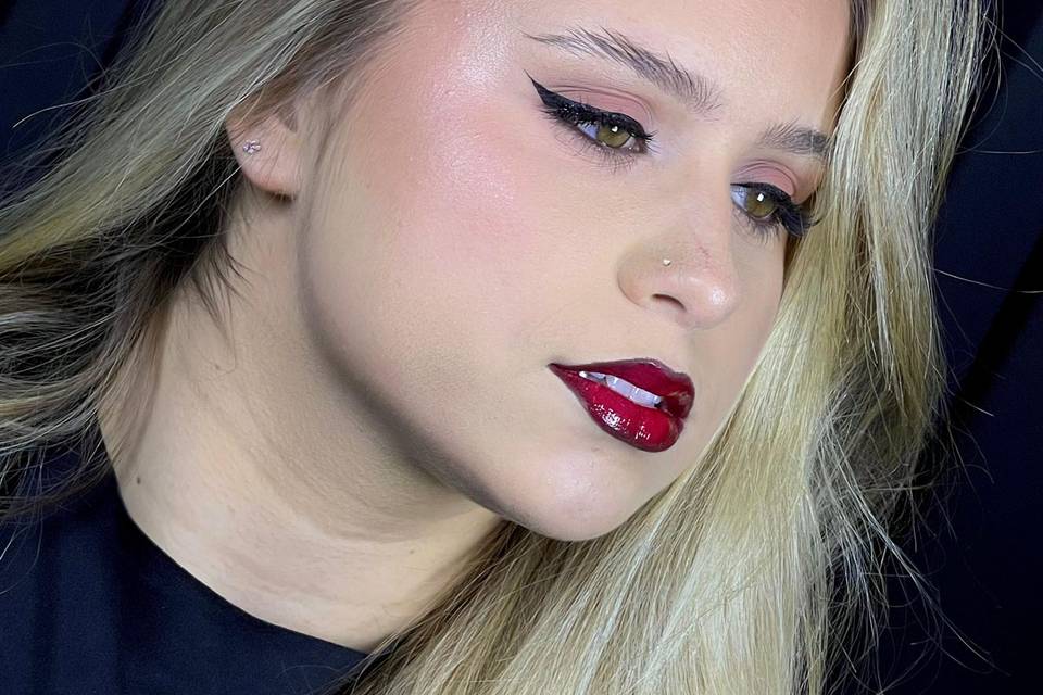 Maquilhagem arrojada