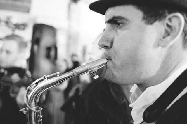Viva La Sax