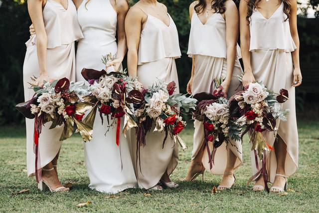 Rustic wedding flowers