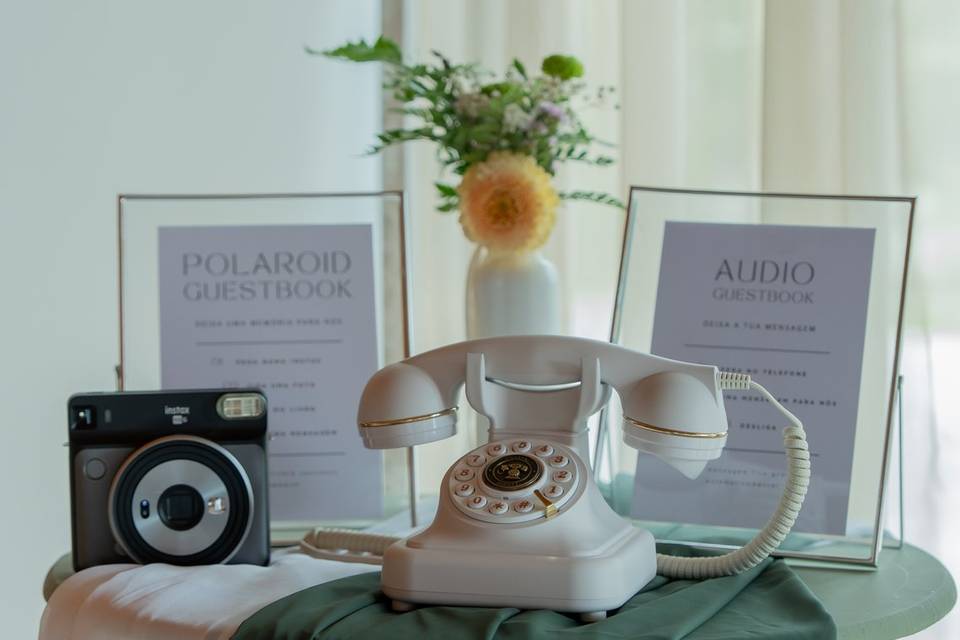 Telefone Audio Guest Book
