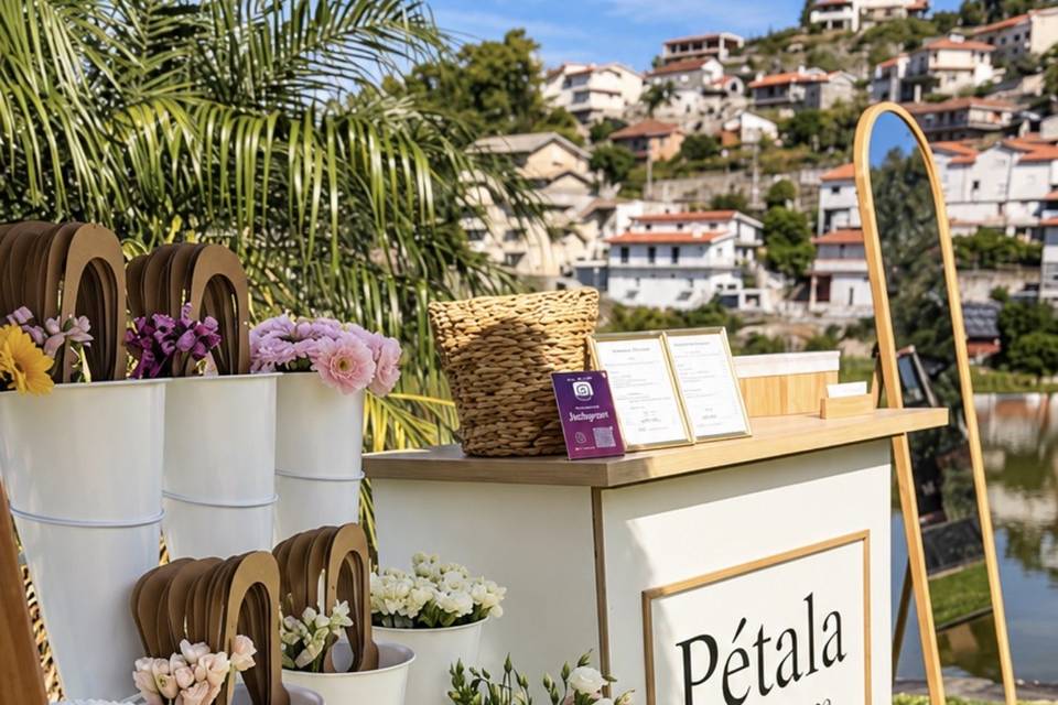 Flower Bar