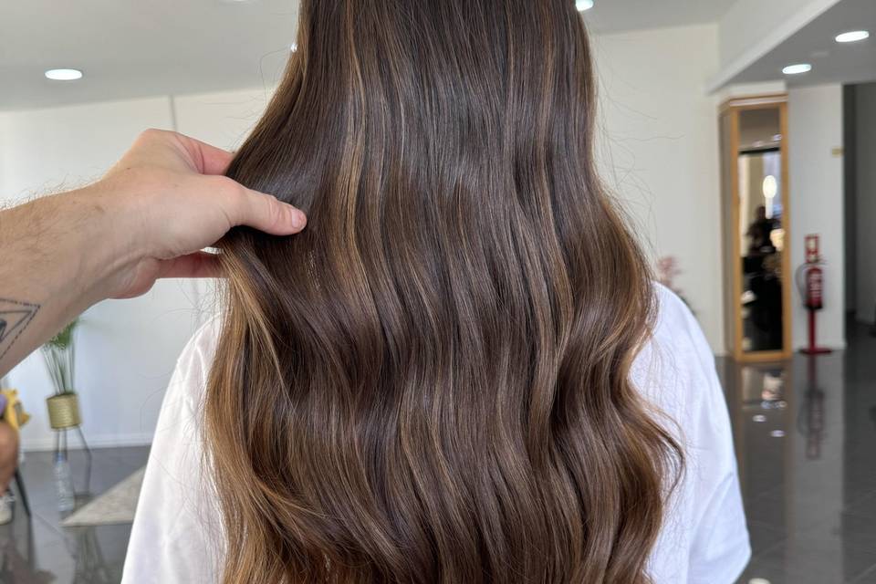 Balayage morena iluminada