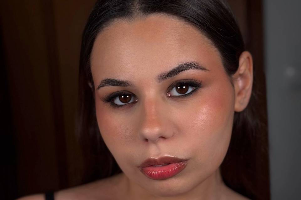 Full glam bold