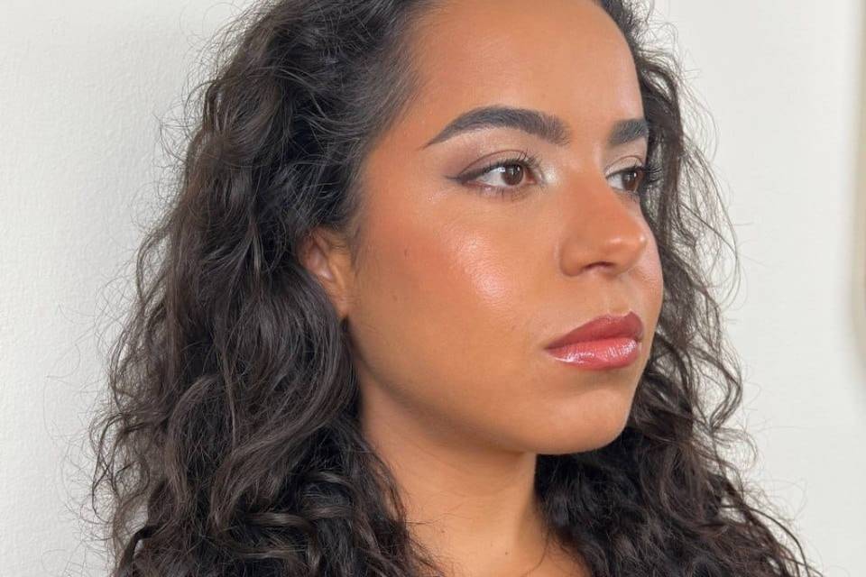 Carolina Pinto Makeup Artist