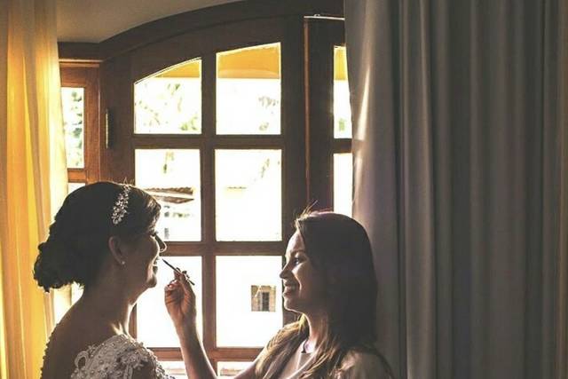 Estela Luana Makeup & Hair