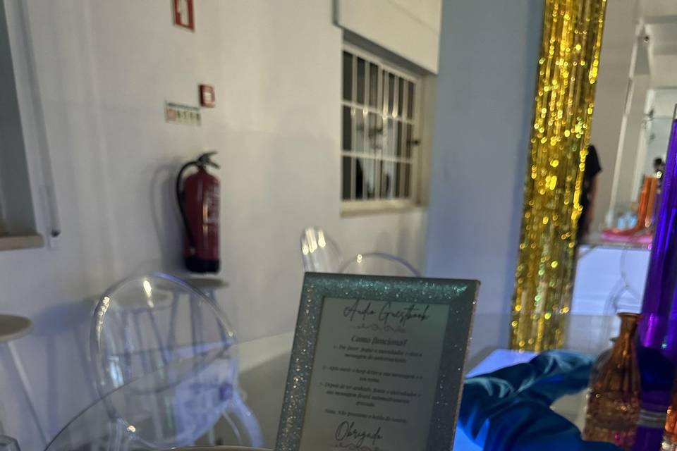 Audio guest book